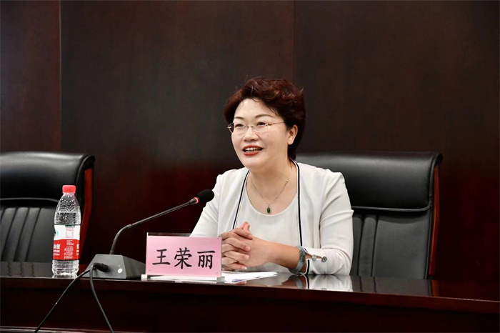 4de7f79b-bbc4-4604-a873-183d309eeb56 4de7f79b-bbc4-4604-a873-183d309eeb56