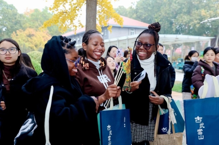 微信图片_2025-10-31_090528_005