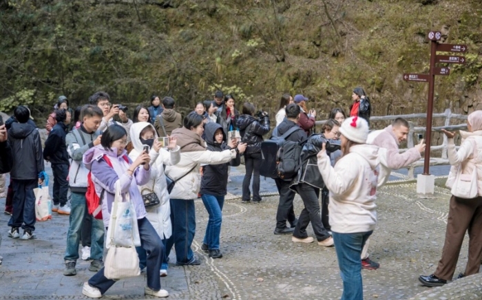 微信图片_2025-11-10_091017_183 微信图片_2025-11-10_091017_183